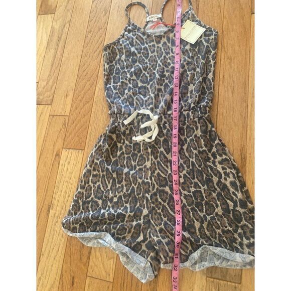 NWT Rolla Coster women's animal leopard print tied waist racerback romper small - Picture 6 of 9